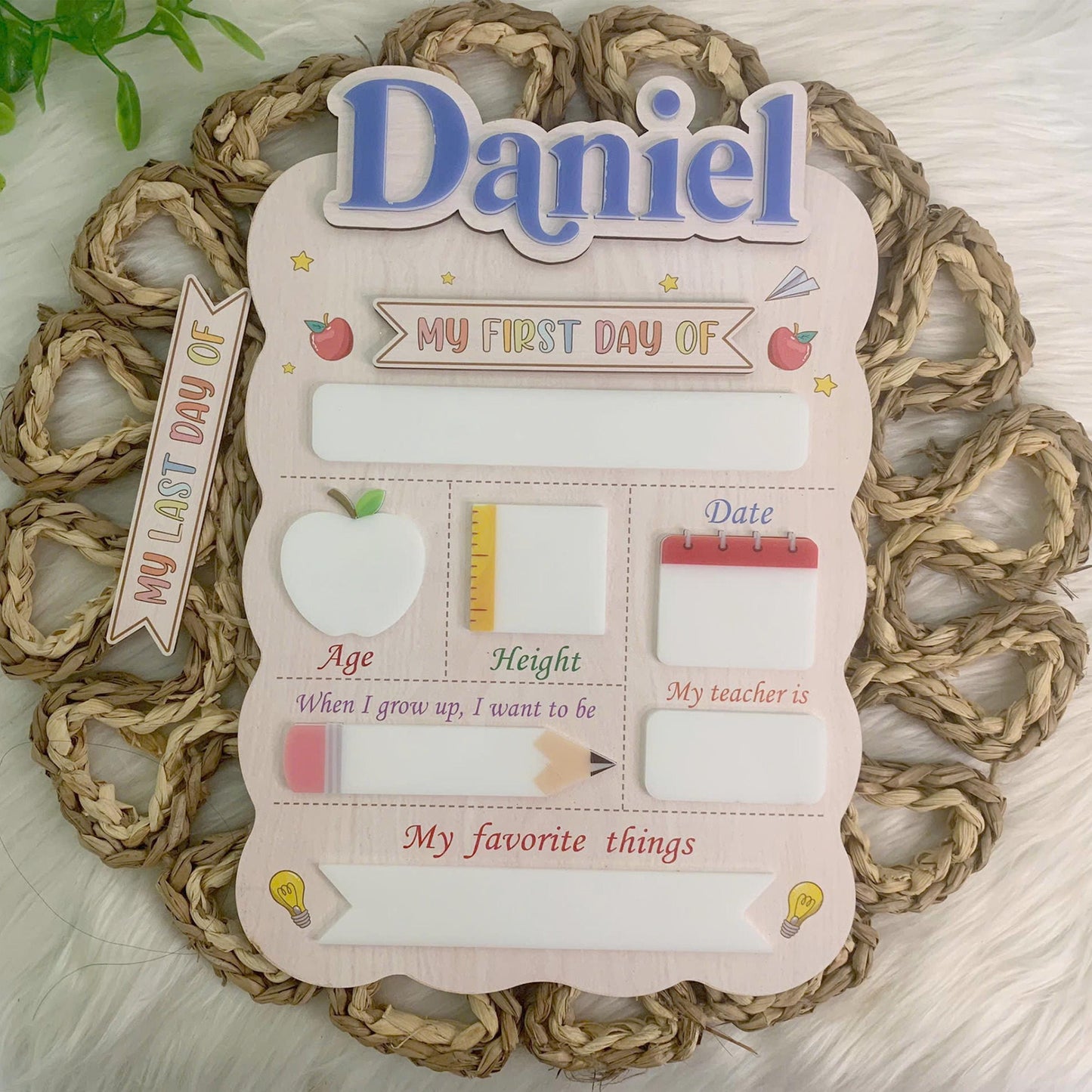 Personalized First Day Of School Sign 2025, Last Day Of School Sign, Name Sign, Back To School Sign, 1st Day Of School Kindergarten Board