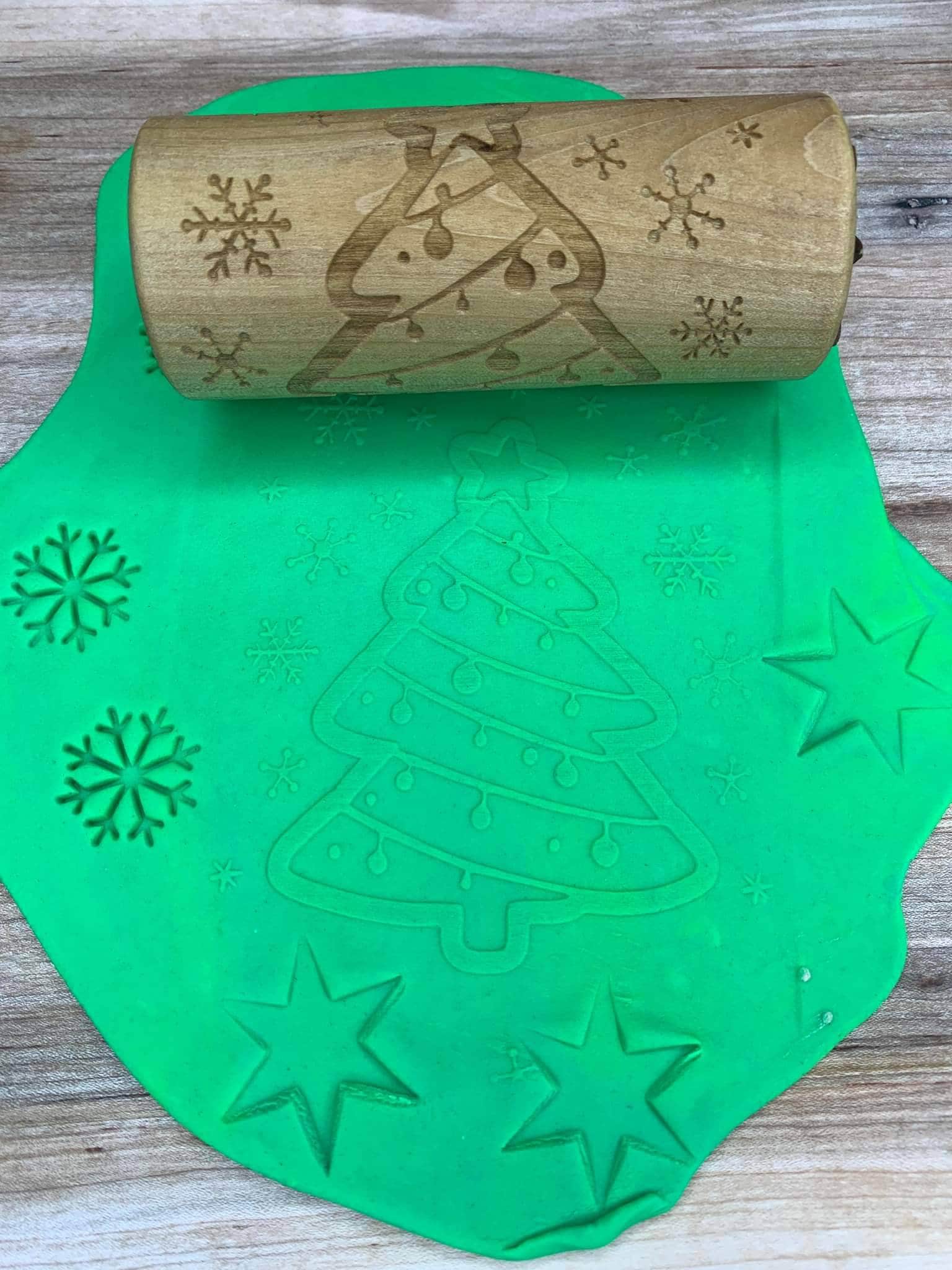 Winter Dough rollers, snowflake stamps, wooden rolling pins, wooden texture rollers, christmas tree, sensory play toy, snowman rolling pin