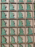 100 world monument counters, taj mahal, eifel tower, collusseum loose parts, big ben manipulatives, statue of liberty landmarks 100 board