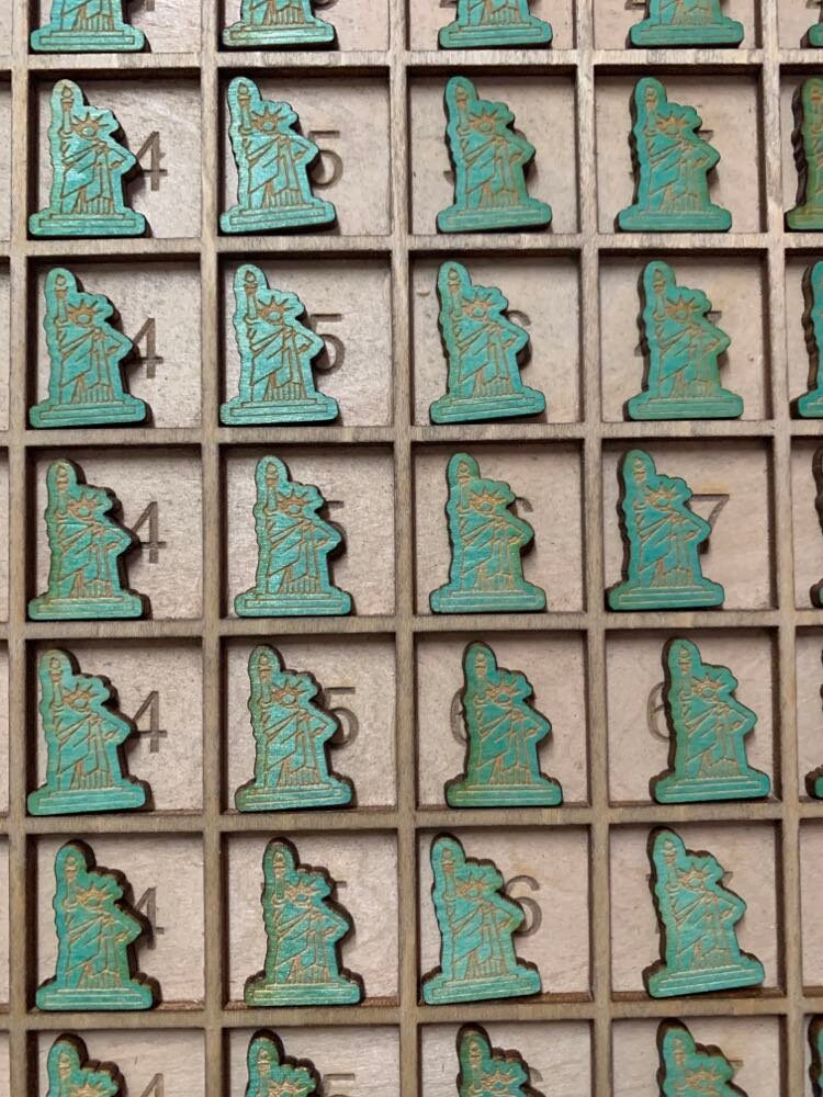 100 world monument counters, taj mahal, eifel tower, collusseum loose parts, big ben manipulatives, statue of liberty landmarks 100 board