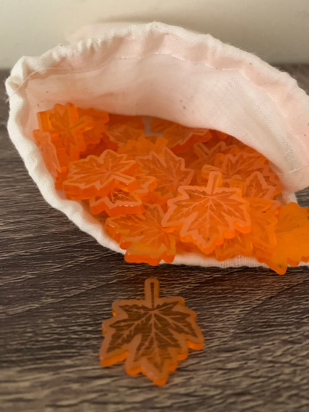 50/100 Acrylic snowflakes, acrylic maple leaves, acrylic counters, ,snowman counters, math manipulatives, counters, sunflowers, sensory fill